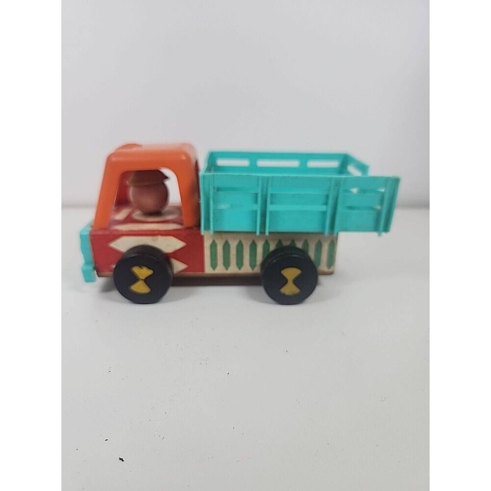 Vintage 1960's Fisher Price Wood Truck # 649 Working Condition